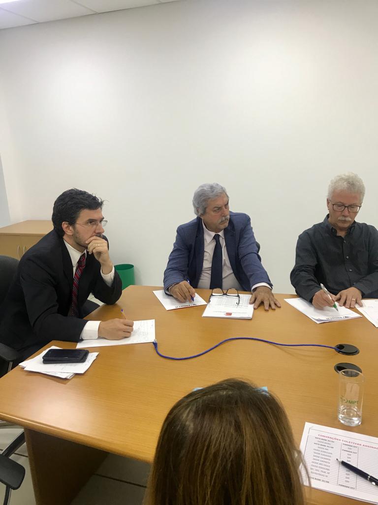 Audiência no MPT realizada a pedido da Federação
Paulista da Saúde abre campo para o entendimento das
representações da saúde no Estado e o fim das práticas
antissindicais